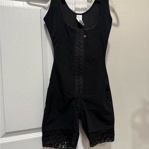 CLAUDIA RAMIREZ Fajas Black Shapewear Bodysuit with Lace Trim